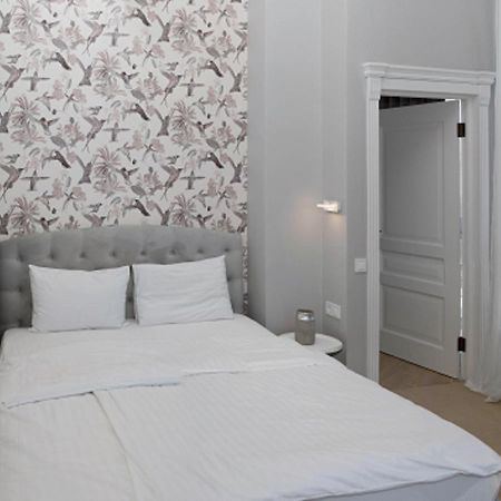 Apart Hotel Greenwood Near Sea 오데사 외부 사진