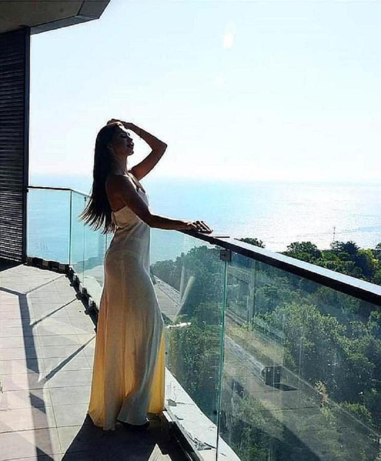 Apart Hotel Greenwood Near Sea 오데사 외부 사진