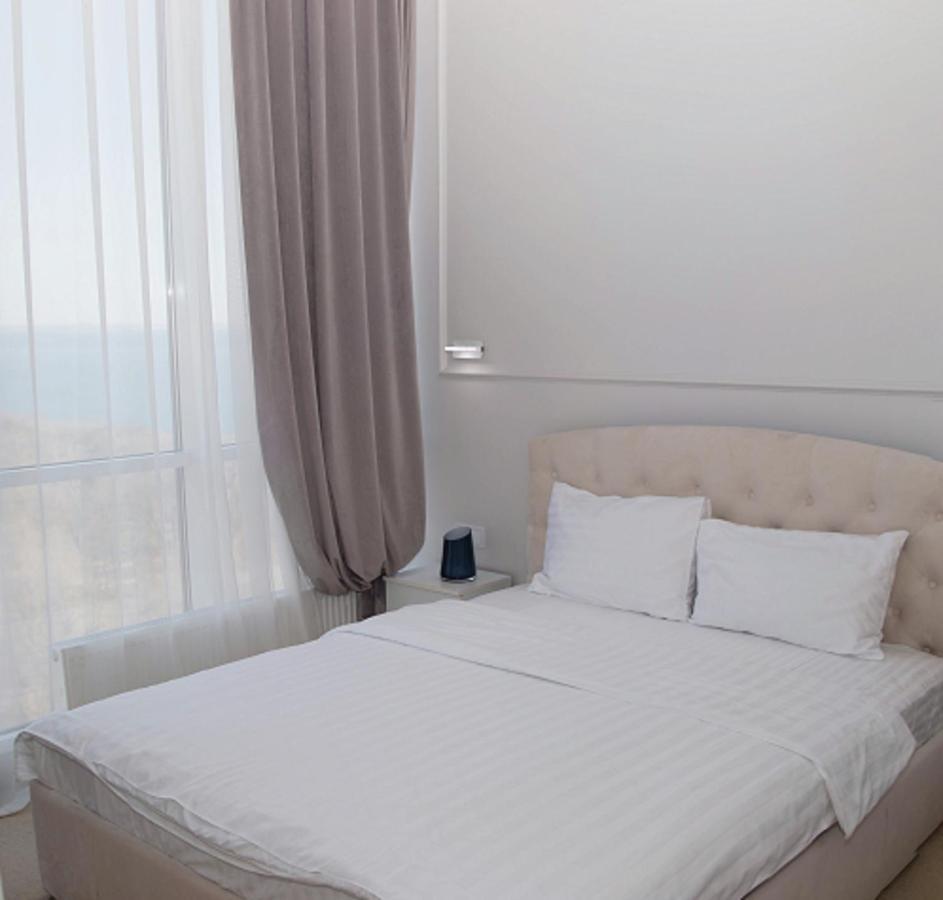 Apart Hotel Greenwood Near Sea 오데사 외부 사진