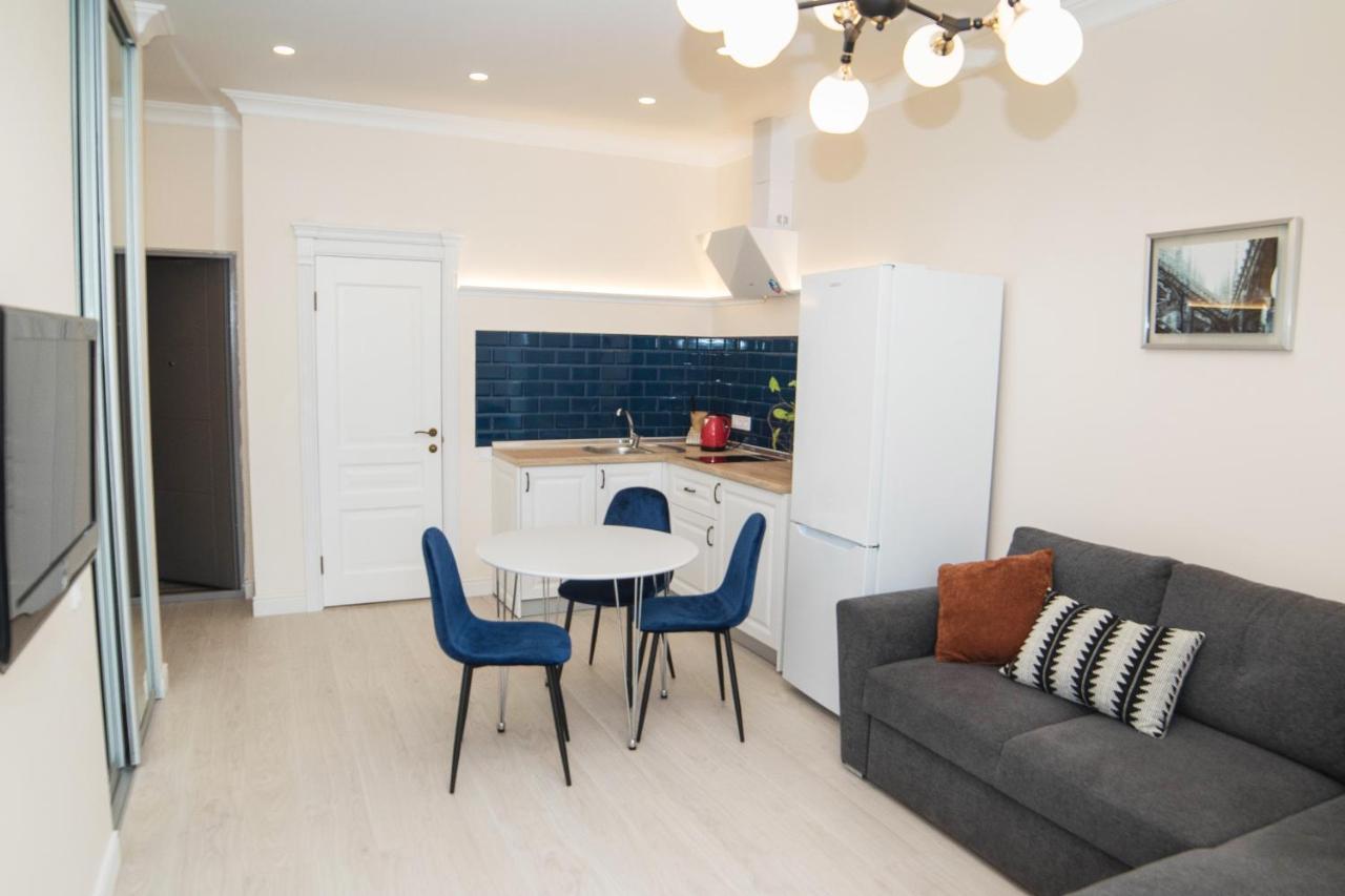Apart Hotel Greenwood Near Sea 오데사 외부 사진
