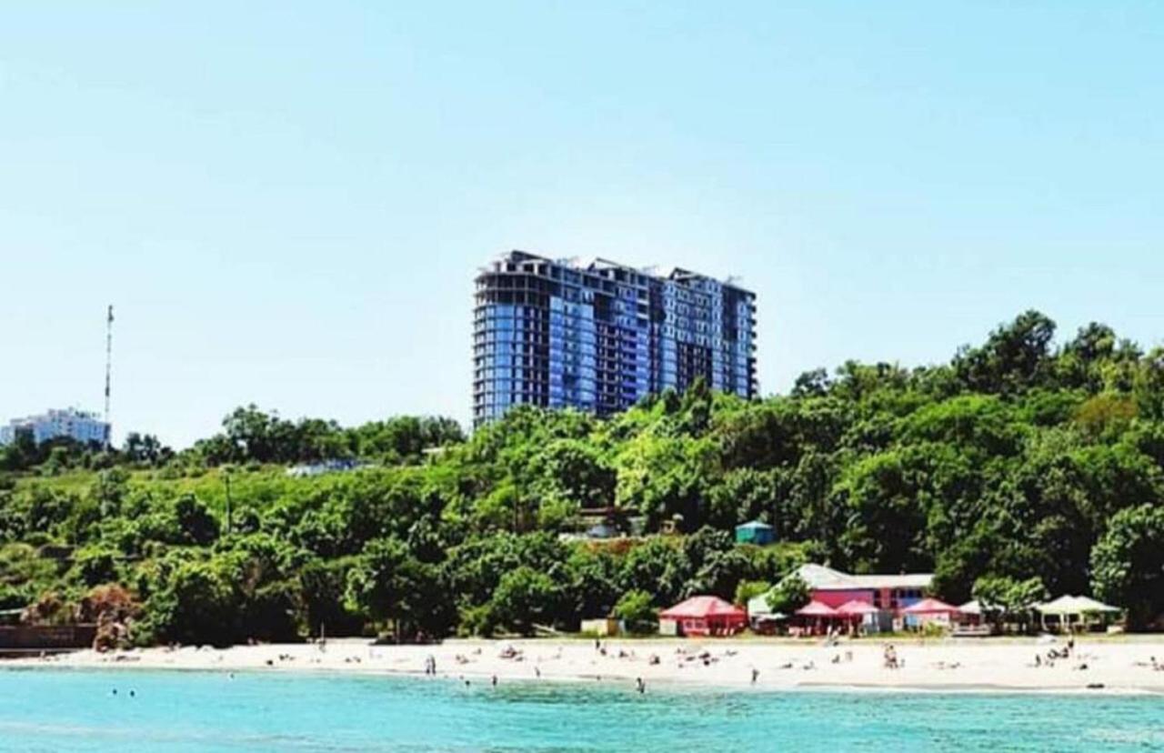 Apart Hotel Greenwood Near Sea 오데사 외부 사진